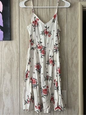 H&M Divided Women’s White Floral Mini Dress Size 2